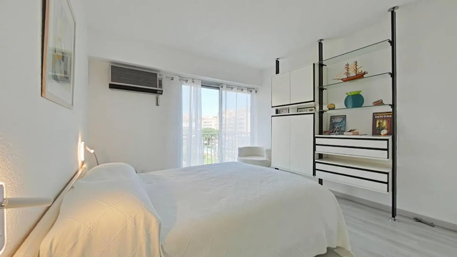 T3 Climatise Dernier Etage Port Hyeres - Fr-1-826-12 Apartment France