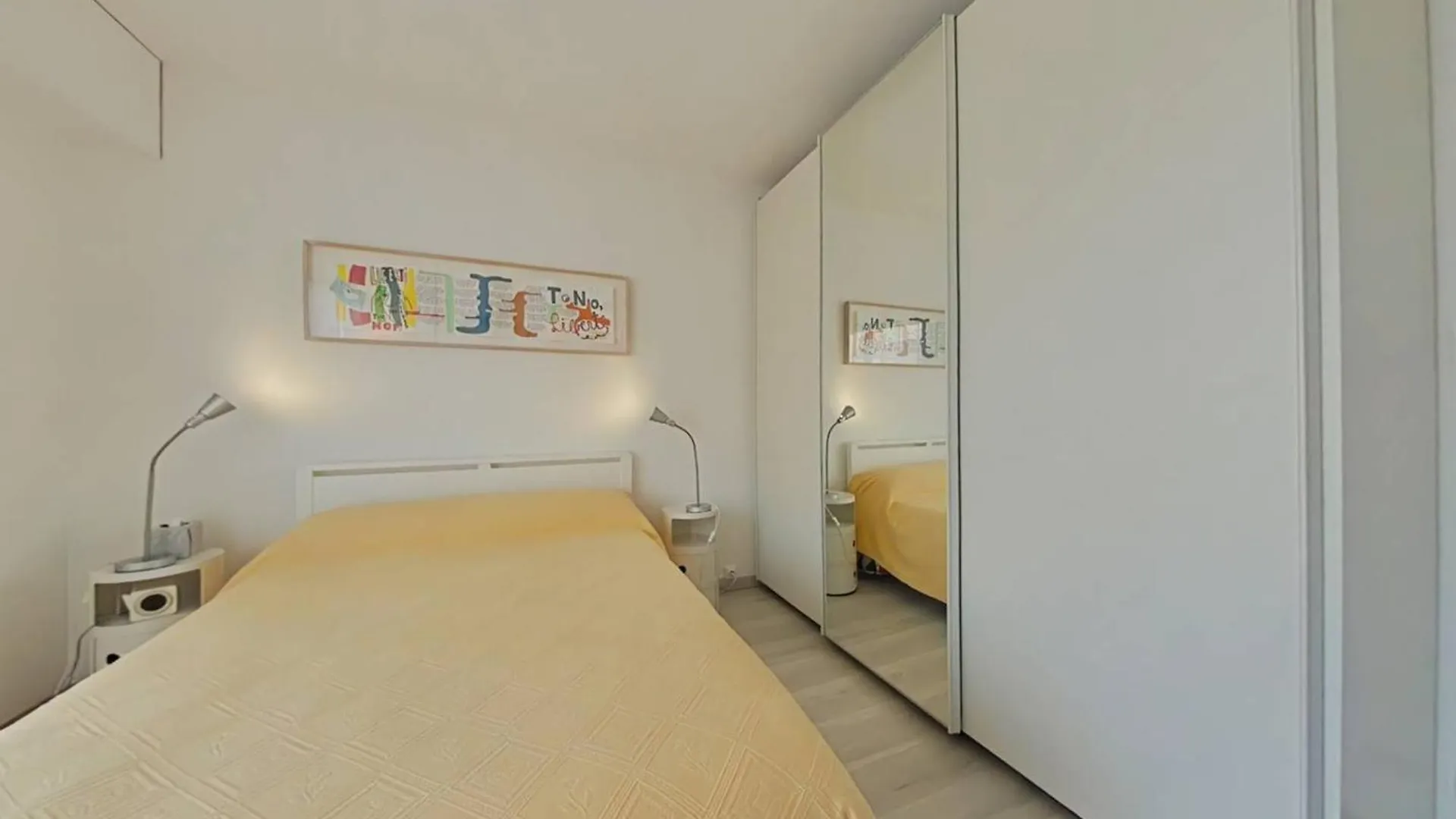 T3 Climatise Dernier Etage Port Hyeres - Fr-1-826-12 Apartment