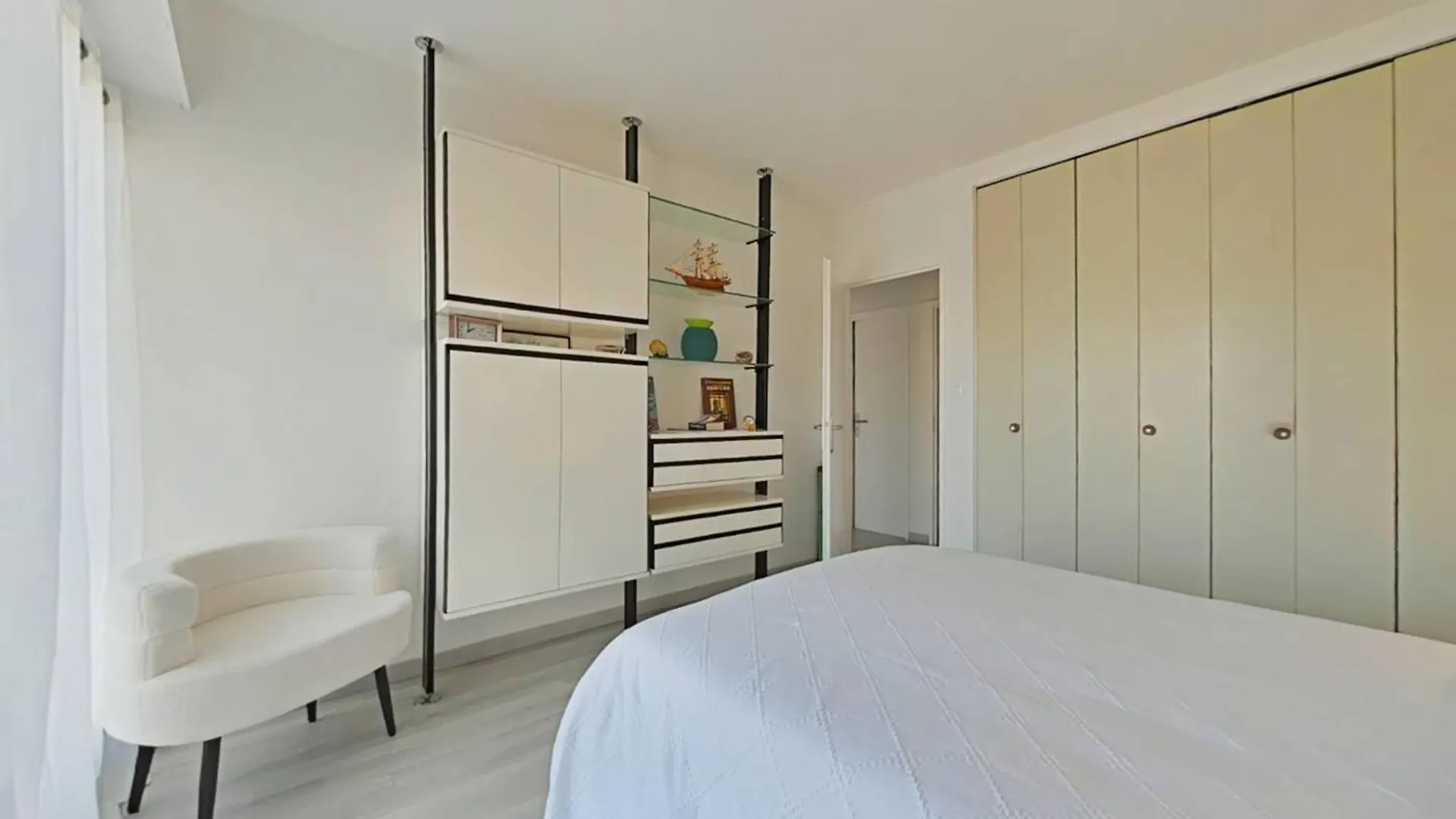 T3 Climatise Dernier Etage Port Hyeres - Fr-1-826-12 Apartment