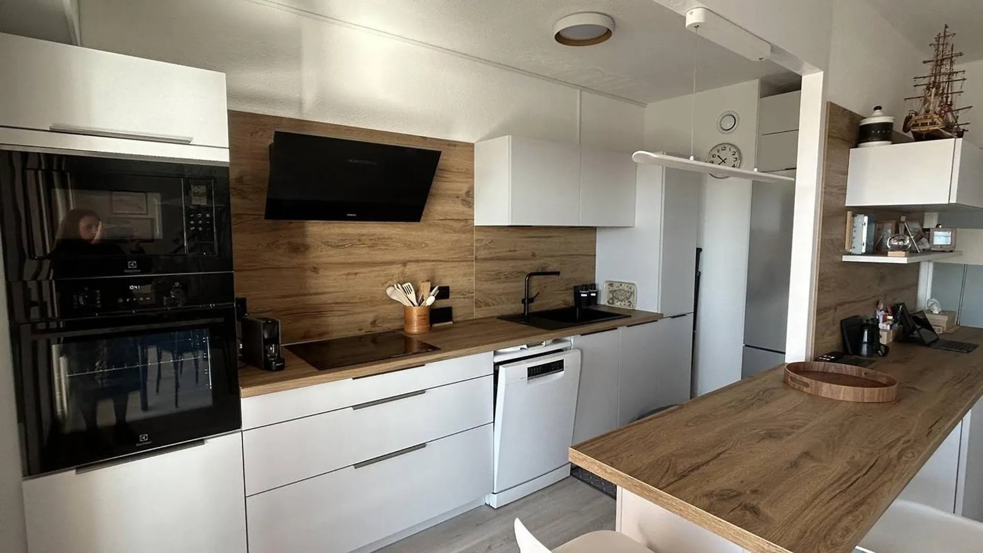 T3 Climatise Dernier Etage Port Hyeres - Fr-1-826-12 Apartment